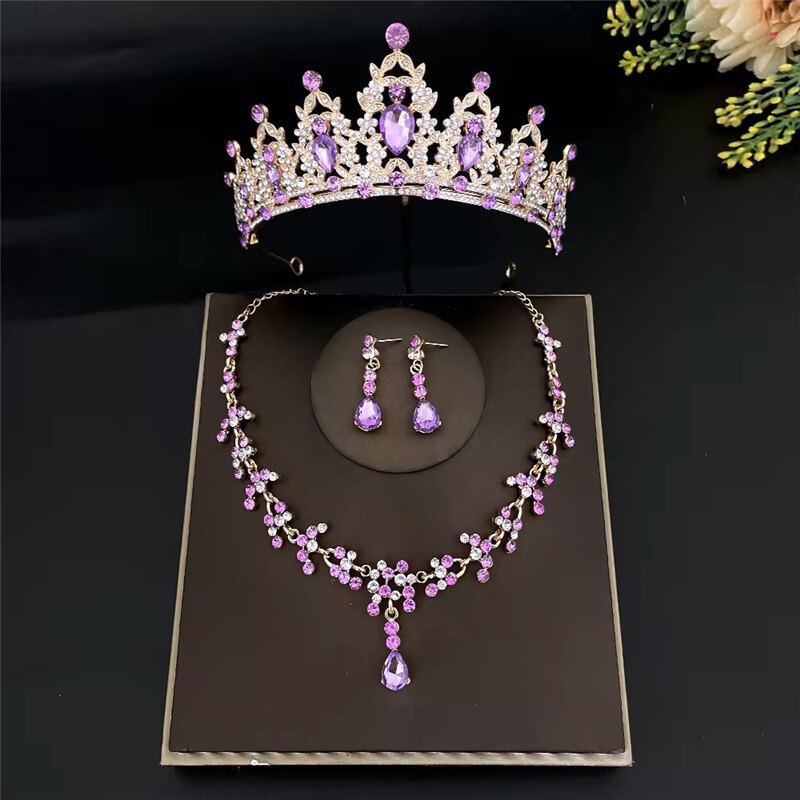 Bộ bông tai và vòng cổ Tiara Crown