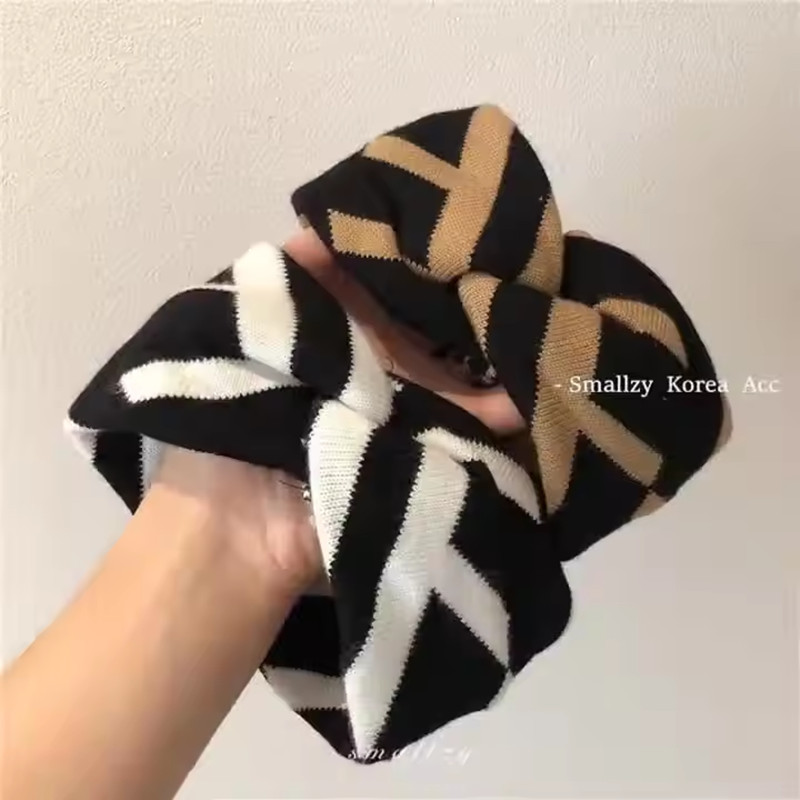 Thời trang Cross Kned Bandbands Twist Kned Hair Band Spa Women BREM
